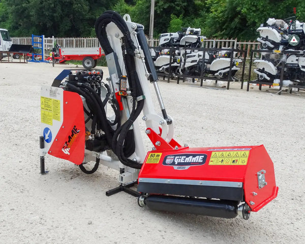 Guida all'Acquisto del Decespugliatore a Braccio Serie AM300 per Trattore: Tutto Quello che Devi Sapere